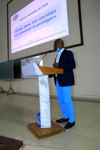 Présentation orale du Dr. Norbert ONDO ZUE ABAGA (LARME)
